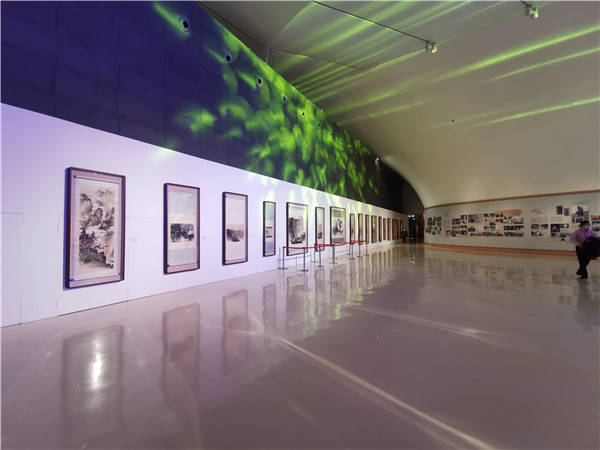 艺术桥梁，通联世界—中展成立70周年典藏精品展开幕