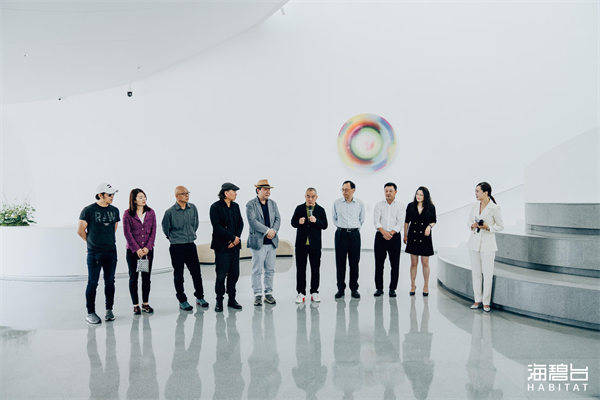 ​海碧台携手白盒子艺术馆共同举办《新关系》当代艺术展