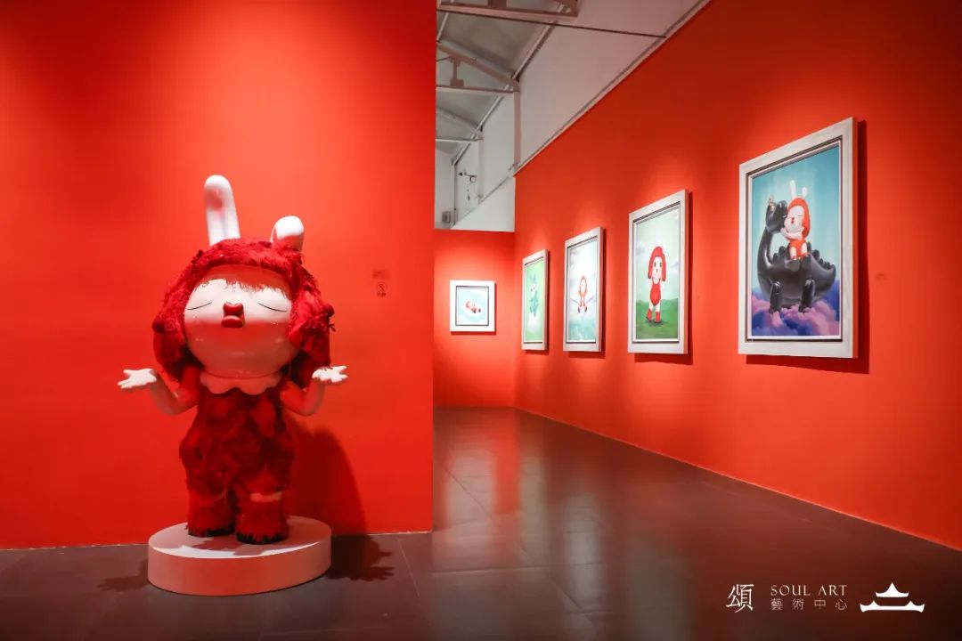 潮流艺术家张戈最新个展《奈美兔的神奇穿越》爱与美的传说 