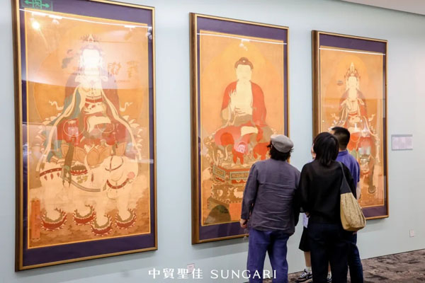 人民艺术 |  中贸圣佳2025春拍三十周年庆预展首日盛况空前！