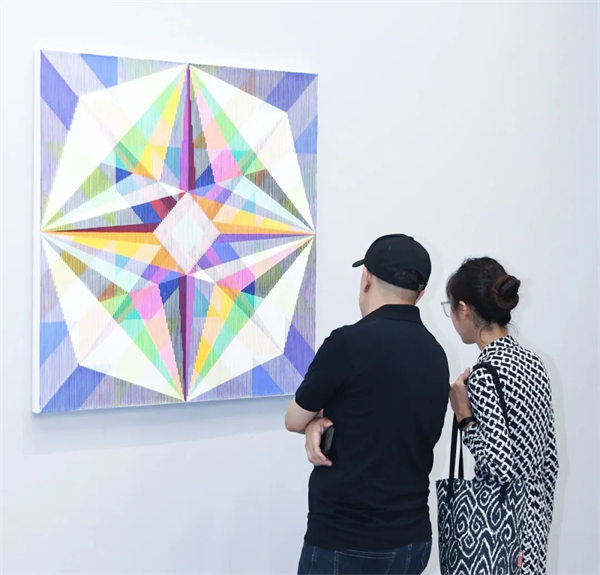 人民艺术 |  “无际：中德当代艺术展” 在北京798艺术区启幕 